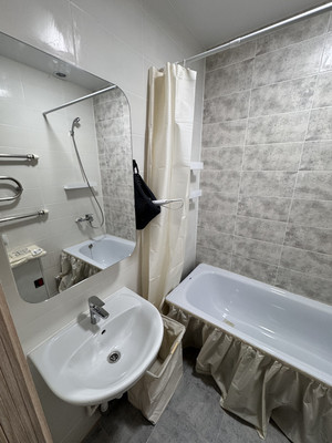 Сдам двухкомнатную (2-комн.) квартиру, Кондратьевский пр-кт, 40к3, Санкт-Петербург г