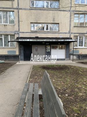 Продам однокомнатную (1-комн.) квартиру, Белградская ул, 32, Санкт-Петербург г