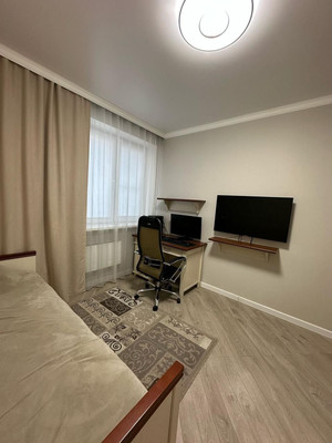 Продам трехкомнатную (3-комн.) квартиру, Зеленые аллеи б-р, 3, Видное г