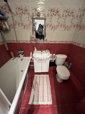 Продам однокомнатную (1-комн.) квартиру, Менделеева б-р, 3, Мурино п