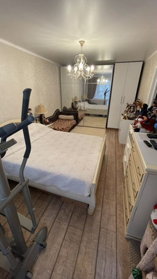 Продам двухкомнатную (2-комн.) квартиру, Добровольского ул, 5, Ростов-на-Дону г