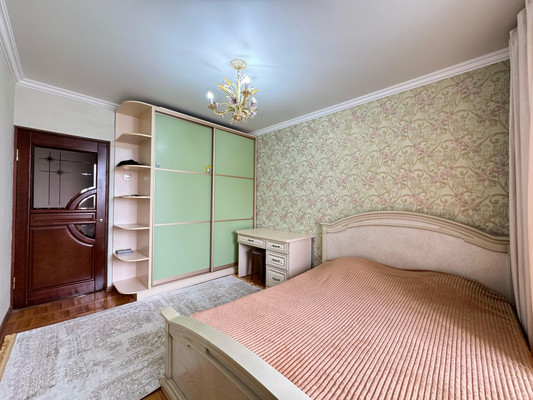 Продам трехкомнатную (3-комн.) квартиру, Шогенцукова пр-кт, 34, Нальчик г
