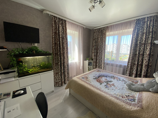 Продам двухкомнатную (2-комн.) квартиру, Еременко ул, 108, Ростов-на-Дону г