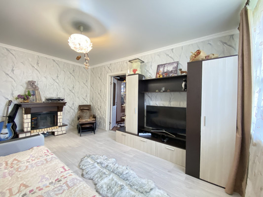 Продам трехкомнатную (3-комн.) квартиру, Гризодубовой ул, 48, Ростов-на-Дону г