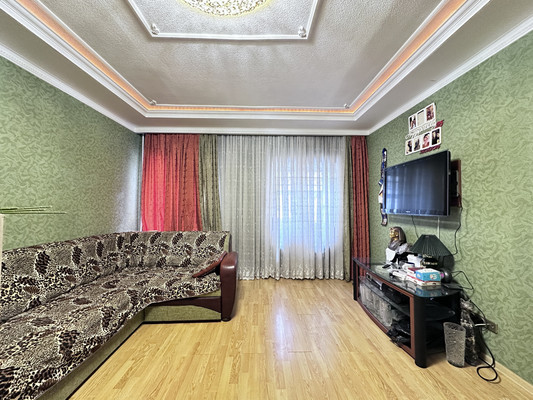 Продам двухкомнатную (2-комн.) квартиру, Витебская ул, 9А, Санкт-Петербург г