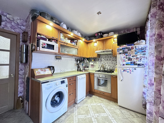 Продам двухкомнатную (2-комн.) квартиру, Витебская ул, 9А, Санкт-Петербург г