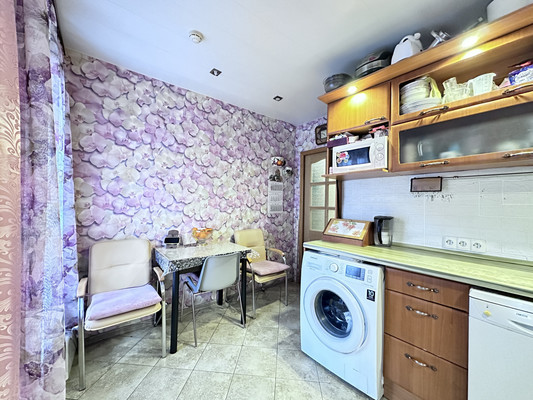 Продам двухкомнатную (2-комн.) квартиру, Витебская ул, 9А, Санкт-Петербург г