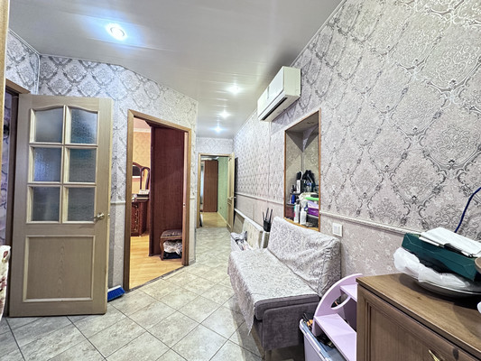 Продам двухкомнатную (2-комн.) квартиру, Витебская ул, 9А, Санкт-Петербург г