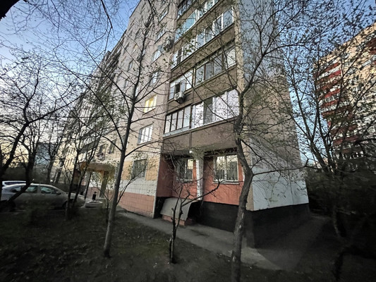 Продам трехкомнатную (3-комн.) квартиру, Воинов-Интернационалистов ул, 15, Люберцы г