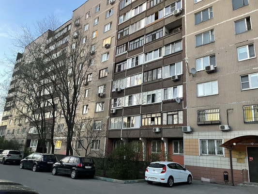 Продам трехкомнатную (3-комн.) квартиру, Воинов-Интернационалистов ул, 15, Люберцы г