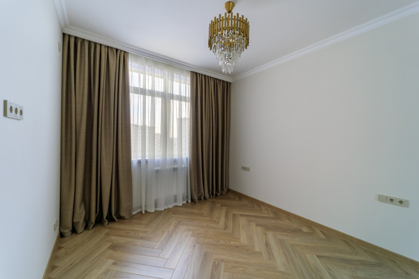 Продам трехкомнатную (3-комн.) квартиру, Римский проезд, 11, Развилка п