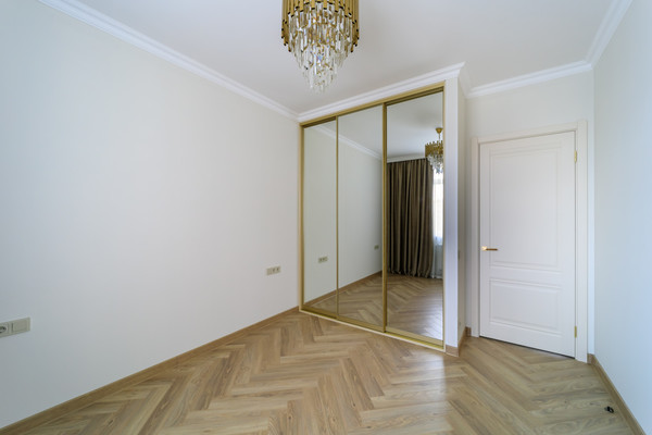 Продам трехкомнатную (3-комн.) квартиру, Римский проезд, 11, Развилка п