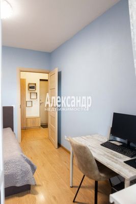 Продам двухкомнатную (2-комн.) квартиру, Лётчика Лихолетова ул, 14к2, Санкт-Петербург г