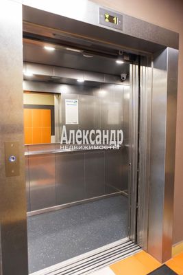 Продам двухкомнатную (2-комн.) квартиру, Лётчика Лихолетова ул, 14к2, Санкт-Петербург г