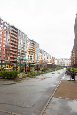 Продам двухкомнатную (2-комн.) квартиру, Лётчика Лихолетова ул, 14к2, Санкт-Петербург г