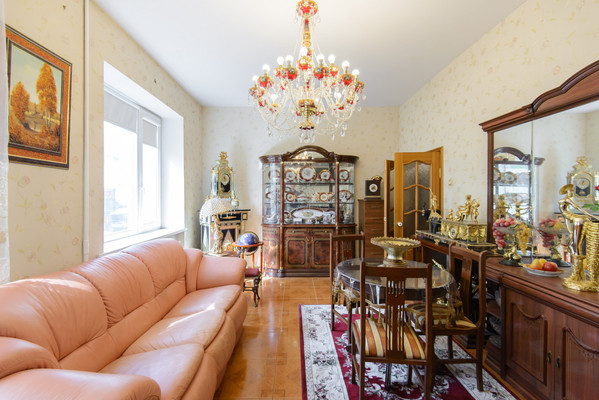 Продам трехкомнатную (3-комн.) квартиру, Туполева ул, 9/2, Ростов-на-Дону г