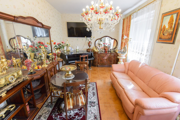 Продам трехкомнатную (3-комн.) квартиру, Туполева ул, 9/2, Ростов-на-Дону г