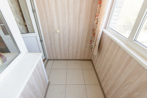 Продам трехкомнатную (3-комн.) квартиру, Туполева ул, 9/2, Ростов-на-Дону г