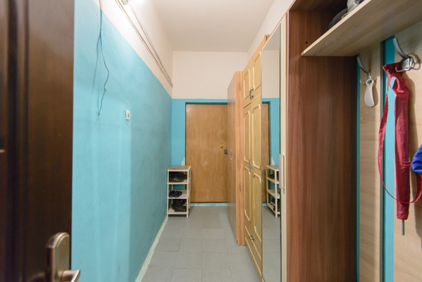 Продам трехкомнатную (3-комн.) квартиру, Туполева ул, 9/2, Ростов-на-Дону г