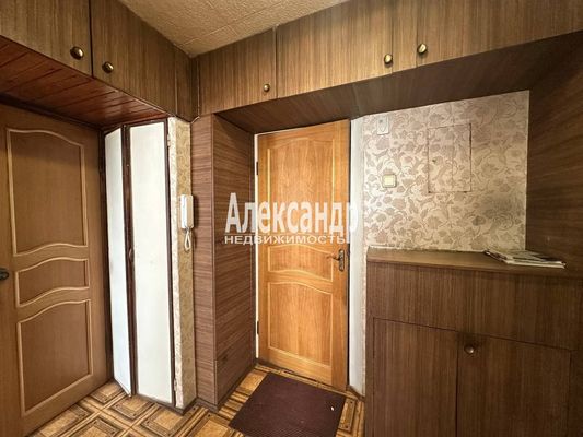 Продам двухкомнатную (2-комн.) квартиру, Бестужевская ул, 81, Санкт-Петербург г