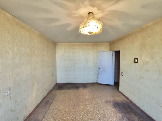 Продам двухкомнатную (2-комн.) квартиру, Ладожская ул, 123, Пенза г
