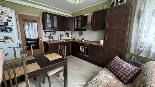 Продам трехкомнатную (3-комн.) квартиру, 1-я Вольская ул, 18к2, Москва г
