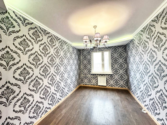 Продам трехкомнатную (3-комн.) квартиру, Солнечный б-р, 7, Лопатино рп