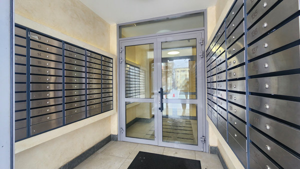 Продам однокомнатную (1-комн.) квартиру, Коммунальная ул, 32, Екатеринбург г