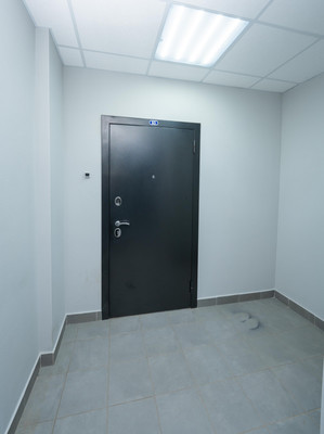 Продам двухкомнатную (2-комн.) квартиру, Революции ул, 52кб, Пермь г