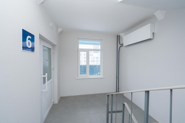 Продам двухкомнатную (2-комн.) квартиру, Революции ул, 52кб, Пермь г