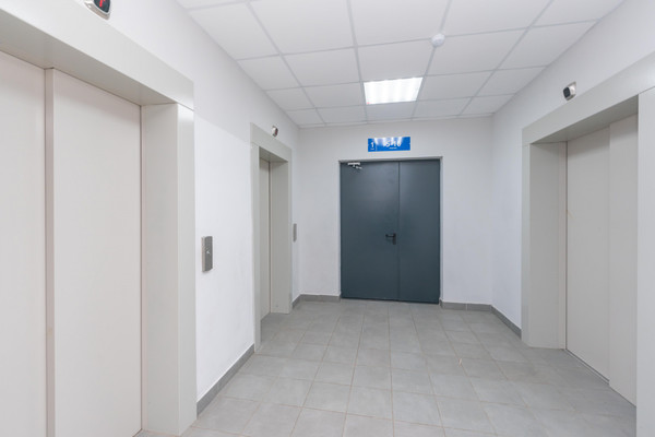 Продам двухкомнатную (2-комн.) квартиру, Революции ул, 52кб, Пермь г