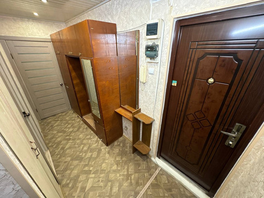 Продам трехкомнатную (3-комн.) квартиру, Московский пр-кт, 26к2, Комсомольск-на-Амуре г