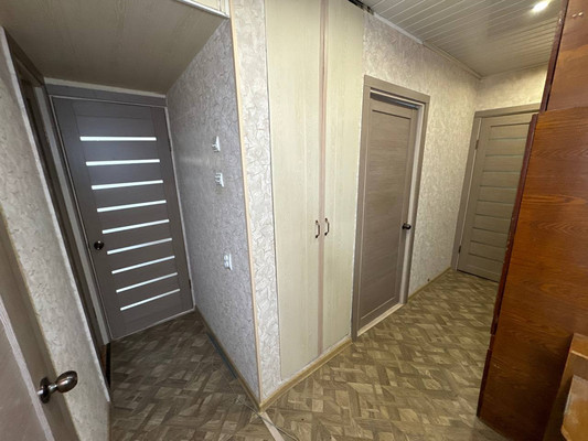 Продам трехкомнатную (3-комн.) квартиру, Московский пр-кт, 26к2, Комсомольск-на-Амуре г