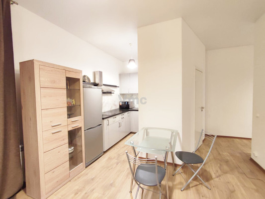 Продам двухкомнатную (2-комн.) квартиру, Столетова ул, 19, Москва г