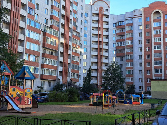 Продам двухкомнатную (2-комн.) квартиру, Кондратьевский пр-кт, 62ак3, Санкт-Петербург г