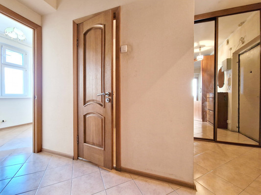 Продам однокомнатную (1-комн.) квартиру, Грекова ул, 11, Москва г