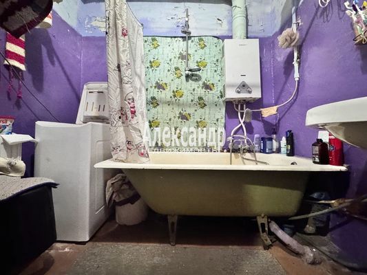 Продам трехкомнатную (3-комн.) квартиру, Разъезжая ул, 37, Санкт-Петербург г