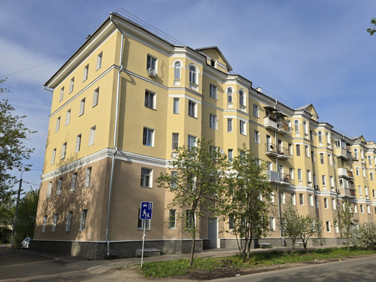 Продам двухкомнатную (2-комн.) квартиру, Страж Революции ул, 17, Нижний Новгород г