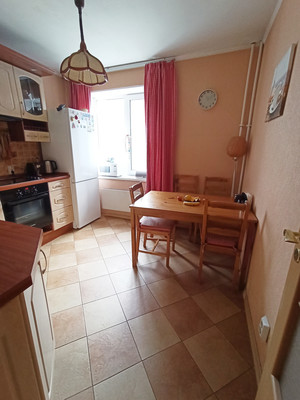 Продам двухкомнатную (2-комн.) квартиру, Сизова пр-кт, 25а, Санкт-Петербург г