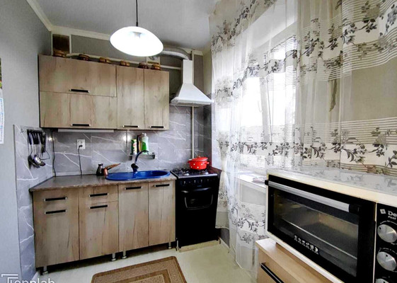 Продам трехкомнатную (3-комн.) квартиру, Ленина ул, 123, Белореченск г