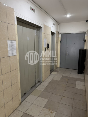 Продам двухкомнатную (2-комн.) квартиру, Борисовский проезд, 38к1, Москва г