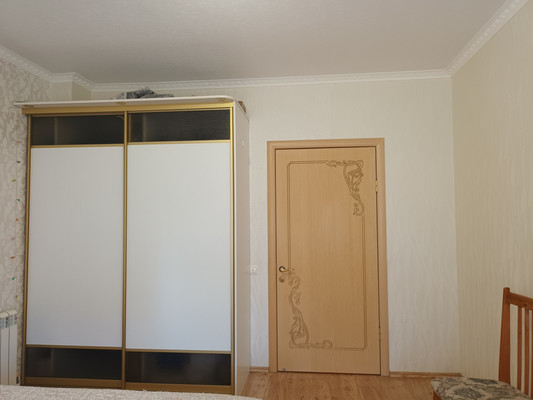 Продам трехкомнатную (3-комн.) квартиру, Северная Звезда ул, 7к1, Батайск г