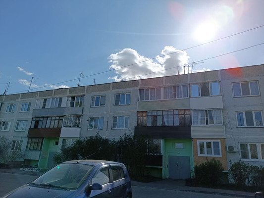 Продам двухкомнатную (2-комн.) квартиру, Центральная ул, 2, Гжелка п