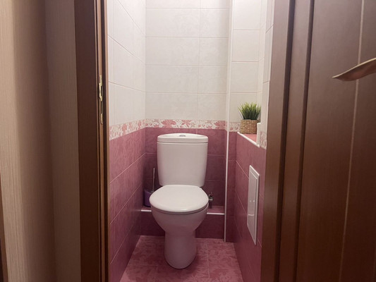 Продам трехкомнатную (3-комн.) квартиру, 2-я Краснодарская ул, 86, Ростов-на-Дону г