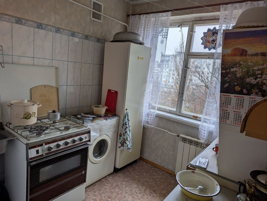 Продам трехкомнатную (3-комн.) квартиру, Стачки пр-кт, 235, Ростов-на-Дону г