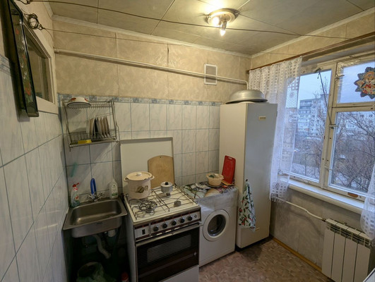 Продам трехкомнатную (3-комн.) квартиру, Стачки пр-кт, 235, Ростов-на-Дону г