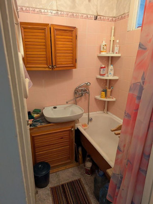 Продам трехкомнатную (3-комн.) квартиру, Стачки пр-кт, 235, Ростов-на-Дону г