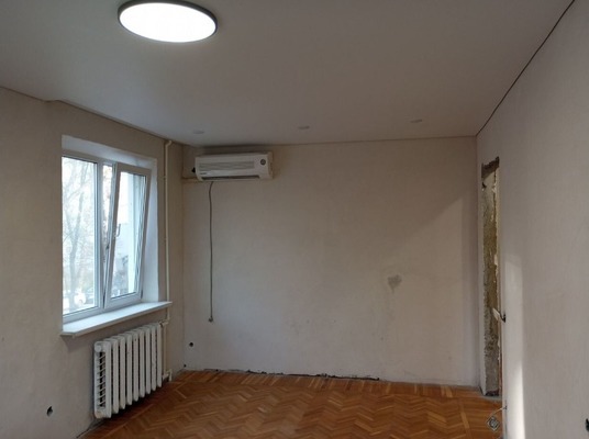 Продам трехкомнатную (3-комн.) квартиру, Коммунистический пр-кт, 42/1, Ростов-на-Дону г