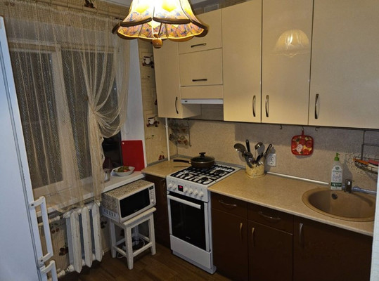 Продам трехкомнатную (3-комн.) квартиру, Коммунистический пр-кт, 258, Ростов-на-Дону г