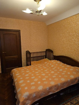 Продам трехкомнатную (3-комн.) квартиру, Коммунистический пр-кт, 258, Ростов-на-Дону г